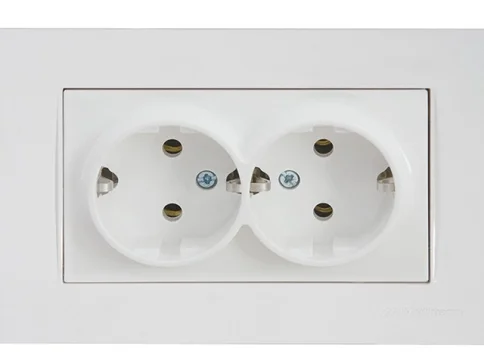 Розетка 2-ая (скрытая, с/заз. керамика) белая RITA MUTLUSAN (2220 200 0201) в Гомеле