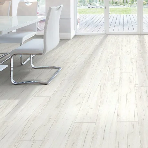 Ламинат K001 Дуб Белый Крафт в интерьере